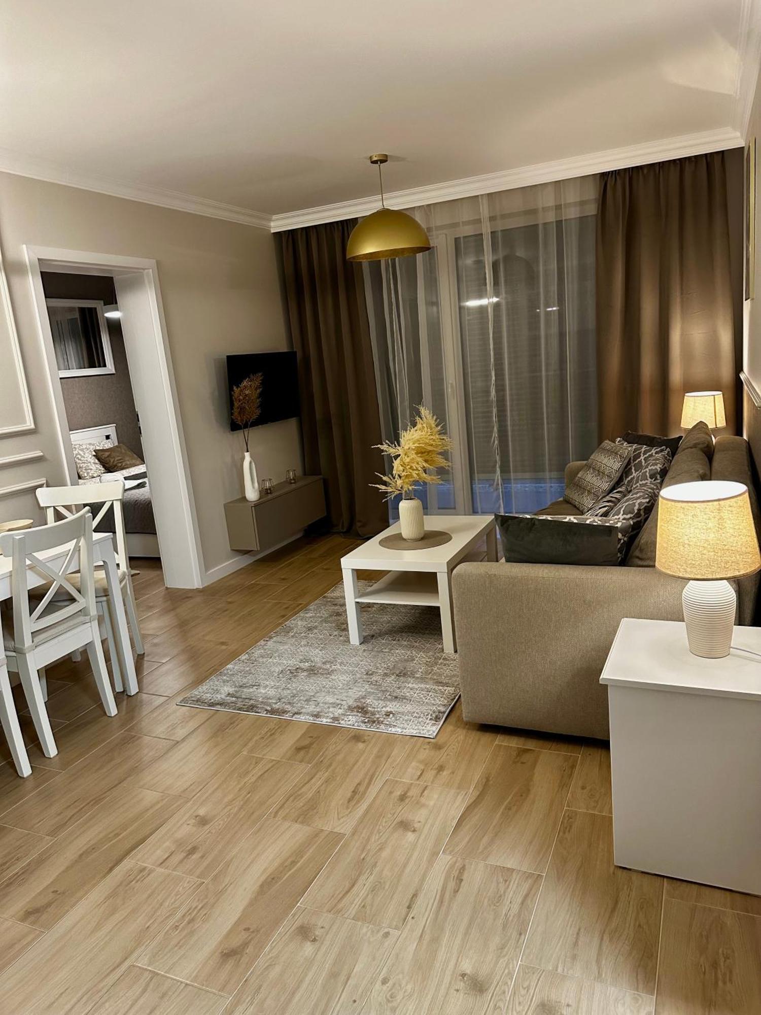 Apartamenty Kielce- Klonowa Nad Zalewem, 1-14 Osob, Faktura, Parking, Centrum Экстерьер фото